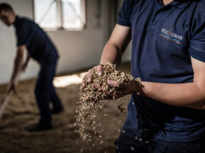 islay whisky distillery tours